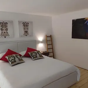  Pensión Gh